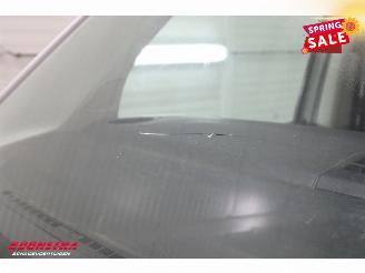 Volkswagen Transporter 2.0 TDI L2-H1 DC 5-Pers Airco Cruise AHK 139.340 km! picture 12