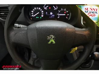 Peugeot Expert 1.6 HDI 115 PK L2-H1 Airco Cruise Camera PDC AHK picture 14
