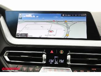 BMW 1-serie 120i Aut. Sportline LED Navi Cruise LRHZ SHZ picture 17