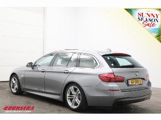 BMW 5-serie Touring 520i Aut. M-Sport Pano Leder Memory SHZ Orig. NL 151.381 km! picture 4