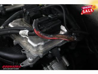 BMW 5-serie Touring 520i Aut. M-Sport Pano Leder Memory SHZ Orig. NL 151.381 km! picture 9