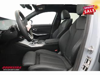 BMW 3-serie Touring 318i M-Sport Pano LED Leder ACC Apple/Android Camera picture 22