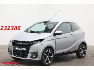 skadebil brommobiel Aixam  E Coupe Elektrisch Premium Moped Leder Bluetooth Camera 2021/11