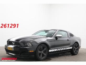 skadebil auto Ford USA Mustang 3.7 V6 Leder Navi Clima Cruise Camera 2013/10