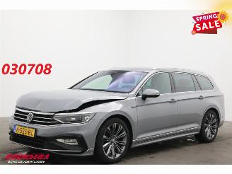 Schadeauto Volkswagen Passat Variant 1.5 TSI R-Line Business + LED ACC Virtual Apple/Android Camera SHZ 2021/12
