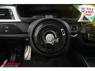 BMW 3-serie Touring 318i M Sport LED Leder SHZ PDC picture 14