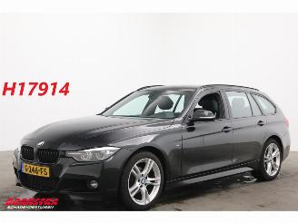 Vaurioauto  passenger cars BMW 3-serie Touring 318i M Sport LED Leder SHZ PDC 2019/9