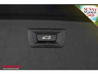 BMW 3-serie Touring 318i M Sport LED Leder SHZ PDC picture 17