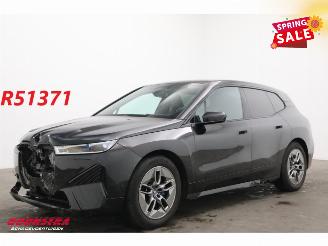 Unfallwagen BMW iX xDrive50 112 kWh LED ACC HUD 360° H/K Memory Ventilatie AHK 2024/3