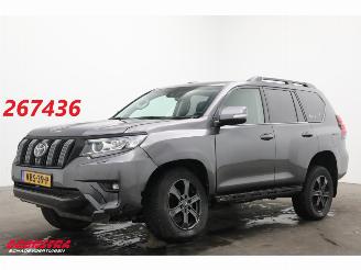 skadebil bedrijf Toyota Landcruiser 2.8 D-4D-F Challenger Blind Van Leder Navi Cruise Camera SHZ Ventilatie AHK 2022/9