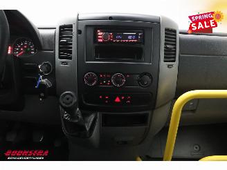 Volkswagen Crafter 2.0 TDI L2-H2 Behindertengerecht 9-Pers. Airco Cruise picture 15