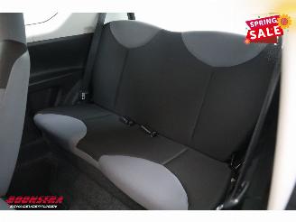 Peugeot 107 1.0 XR 3-DRS Airco 104.908 km! picture 16