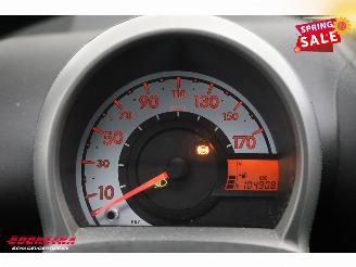 Peugeot 107 1.0 XR 3-DRS Airco 104.908 km! picture 18