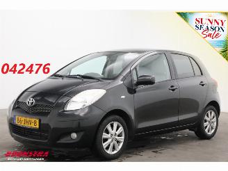 ocasión turismos Toyota Yaris 1.3 VVTi Executive 5-DRS Clima PDC AHK 178.940 km! 2009/6