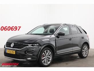 damaged passenger cars Volkswagen T-Roc 1.5 TSI Sport Pano LED ACC Virtual Camera SHZ 2020/7