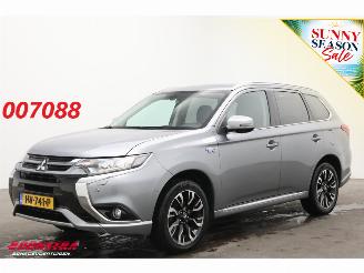 okazja samochody osobowe Mitsubishi Outlander 2.0 PHEV Executive Edition 4X4 Navi Clima Cruise Camera SHZ PDC AHK 2015/12