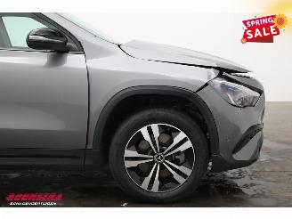 Mercedes GLA 250 e AMG LED ACC Apple/Android Memory Camera SHZ picture 5