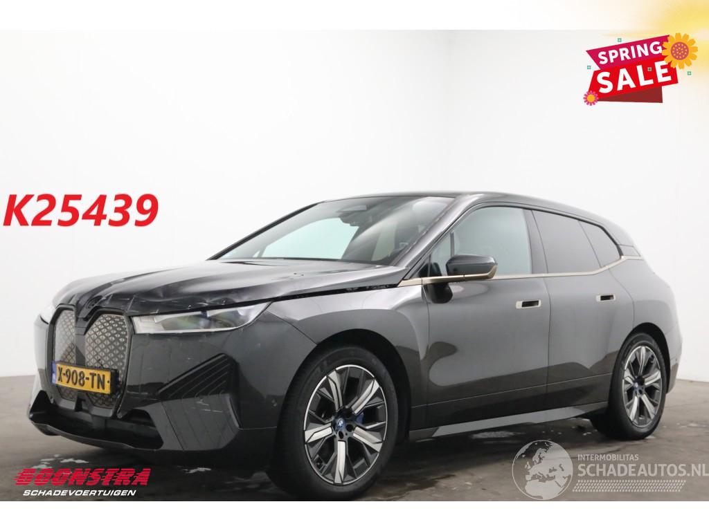 BMW iX xDrive50 Executive 112 kWh Fahrbereit Pano LED ACC B&W Camera Memory Lucht AHK