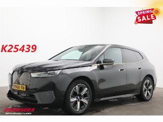 Unfallwagen BMW iX xDrive50 Executive 112 kWh Fahrbereit Pano LED ACC B&W Camera Memory Lucht AHK 2022/4
