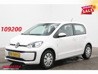 skadebil auto Volkswagen Up! 1.0 BMT move up! Airco Bluetooth 77.587 km! 2017/8