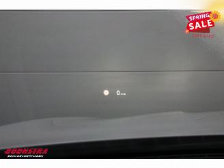 BMW 5-serie Touring 520i M-Sport BiXenon ACC HUD 360° SHZ PDC picture 13