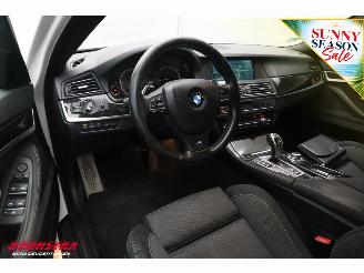 BMW 5-serie Touring 520i M-Sport BiXenon ACC HUD 360° SHZ PDC picture 10