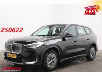 uszkodzony samochody osobowe BMW iX1 eDrive20 67 kWh LED Virtual Apple/Android Camera SHZ 2024/5