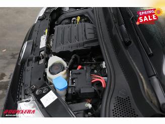 Volkswagen Up! 1.0 TSI 90pk BMT high up! Clima Cruise Camera SHZ PDC picture 10