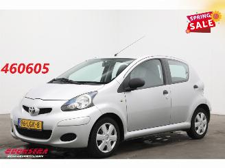 Avarii autoturisme Toyota Aygo 1.0-12V Cool 5-DRS Airco 2010/4
