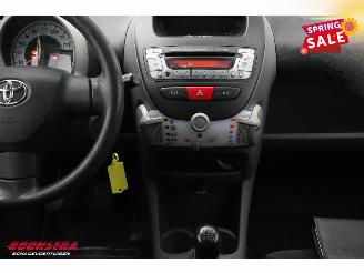 Toyota Aygo 1.0-12V Cool 5-DRS Airco picture 10