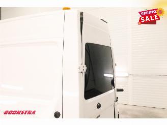 Volkswagen Crafter 2.0 TDI 140 PK L3-H3 Bluetooth Airco Cruise AHK picture 6