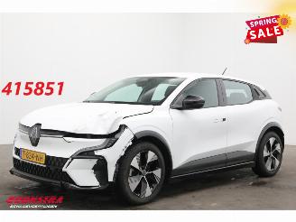 krockskadad bil auto Renault Mégane E-Tech EV60 Optimum Charge Equilibre Fahrbereit LED ACC Apple/Android Camera PDC 2023/7