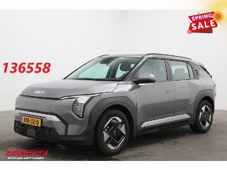 Schadeauto Kia EV3 Air 58.3 kWh LED ACC Apple/Android Camera 3.721 km! 2026/1