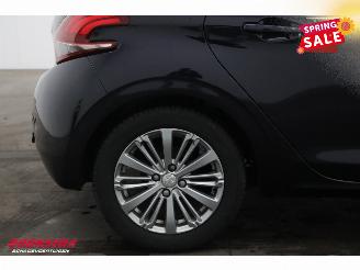 Peugeot 208 1.2 PT BlueLease Allure Navi Clima Cruise PDC Apple/Android picture 7