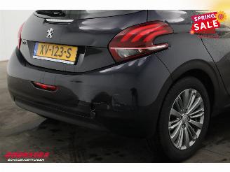 Peugeot 208 1.2 PT BlueLease Allure Navi Clima Cruise PDC Apple/Android picture 6