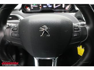 Peugeot 208 1.2 PT Allure Navi Clima Cruise PDC Apple/Android picture 15