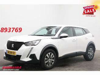 krockskadad bil auto Peugeot 2008 1.2 PureTech Active Apple/Android Airco Cruise 2022/1