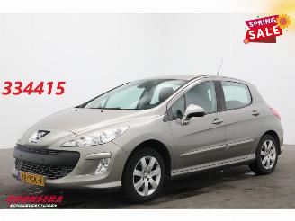 skadebil auto Peugeot 308 1.6 VTi Sublime Aut. Clima Cruise PDC AHK 112.987 km! 2011/1
