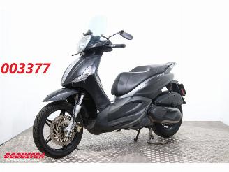 skadebil motor Piaggio  350 Beverly Sport ABS 2017/3