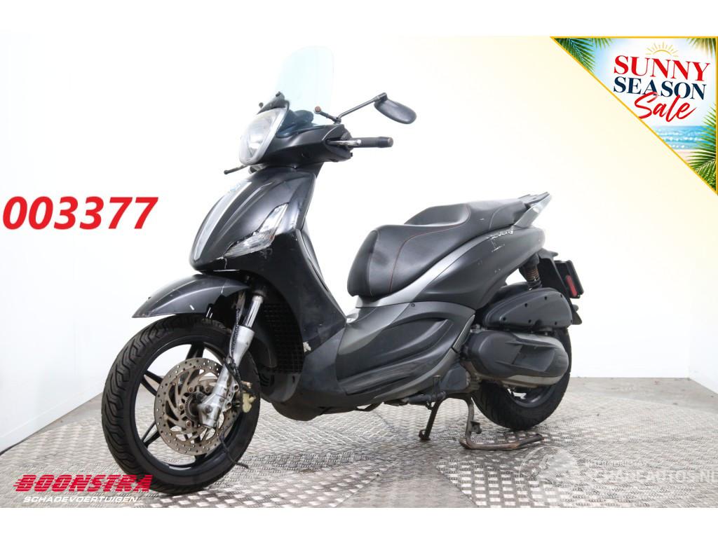 Piaggio 350 Beverly Sport ABS