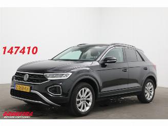 damaged passenger cars Volkswagen T-Roc 1.0 TSI Life Virtual ACC Apple/Android Camera 24.136 km! 2024/4