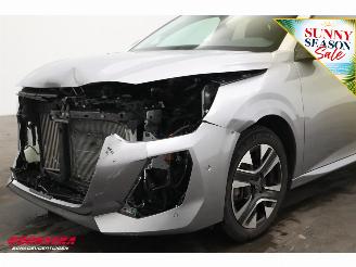 Peugeot 208 1.2 PureTech 100 Allure Navi Clima Cruise PDC picture 11
