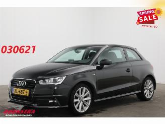 Schadeauto Audi A1 1.4 TDI Aut. Adrenalin Airco Cruise Bluetooth 2016/10