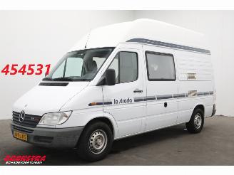 dañado camper La Strada  Regent L 316 CDI Aut. Luifel Cruise PDC AHK 168.475 km! 2002/10