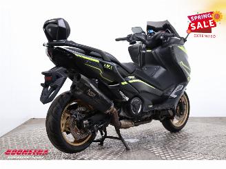 Yamaha  T-Max 560 T-Max 560 LED ABS Akrapovic Cruise picture 3