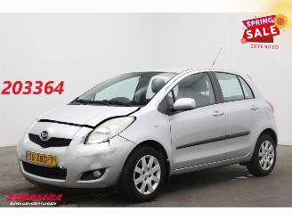 Coche accidentado Daihatsu Charade ~ Toyota Yaris 1.3 City Airco LMV 136.709 km! 2012/5