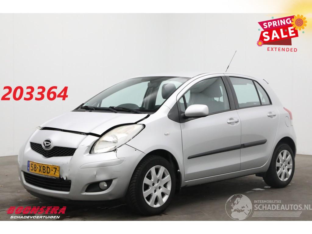 Daihatsu Charade ~ Toyota Yaris 1.3 City Airco LMV 136.709 km!