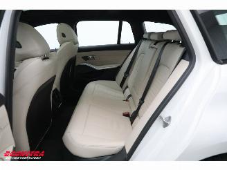 BMW 3-serie Touring 330e M-Sport Pano LED ACC H/K Memory 360° AHK picture 17