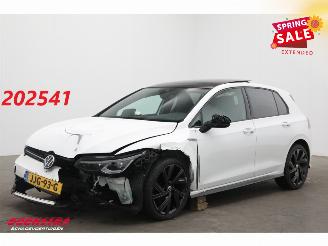 škoda osobní automobily Volkswagen Golf 1.5 eTSI DSG R-Line Pano LED ACC LRHZ SHZ PDC 2022/5