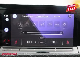 Volkswagen Golf 1.5 eTSI DSG R-Line Pano LED ACC LRHZ SHZ PDC picture 28